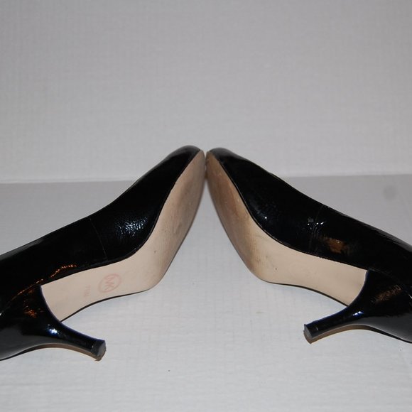 MICHAEL KORS Black PATENT LEATHER High Heels PUMPS Shoes size 7.5 - Picture 5 of 5